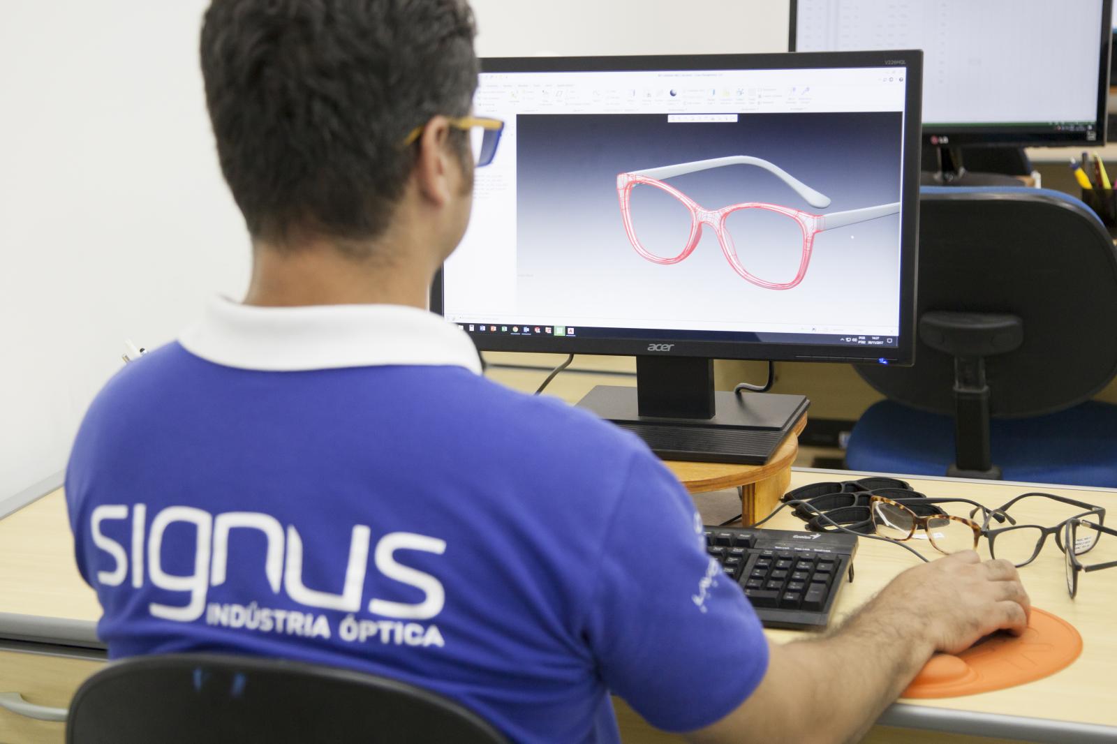 Como é a criação de um modelo de óculos?